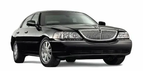 Durham Airport Limo town car exclusive limousine service luxury airport transfer professional chauffeur driven vehicle